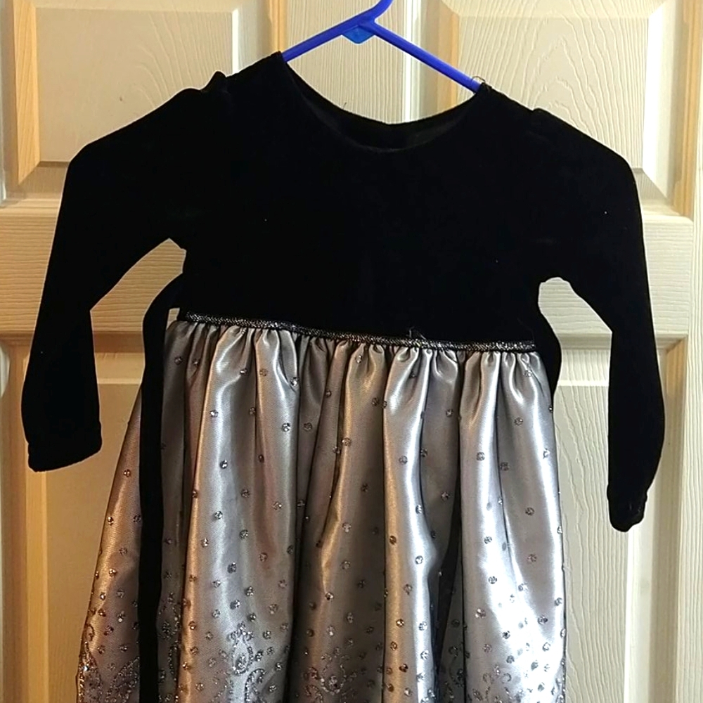Girls dress